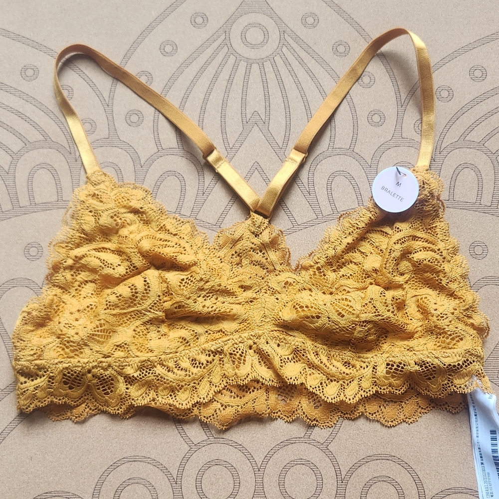 💜 Lacey Bralette NWT Mustard Spandex Blend Forever21 Lingerie M